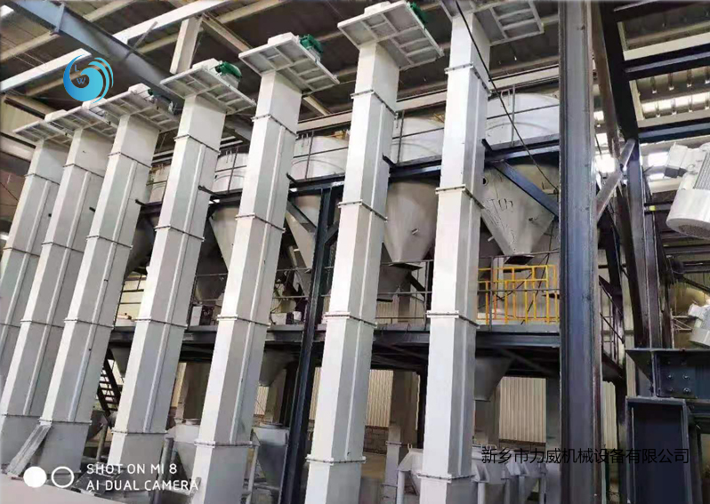 小麥進(jìn)倉(cāng)TD斗式提升機(jī)使用