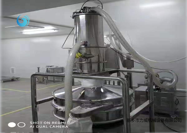 真空上料機(jī)使用現(xiàn)場(chǎng)