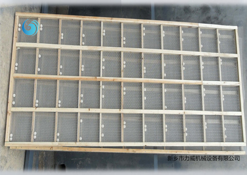 振動篩篩網堵網清理方法