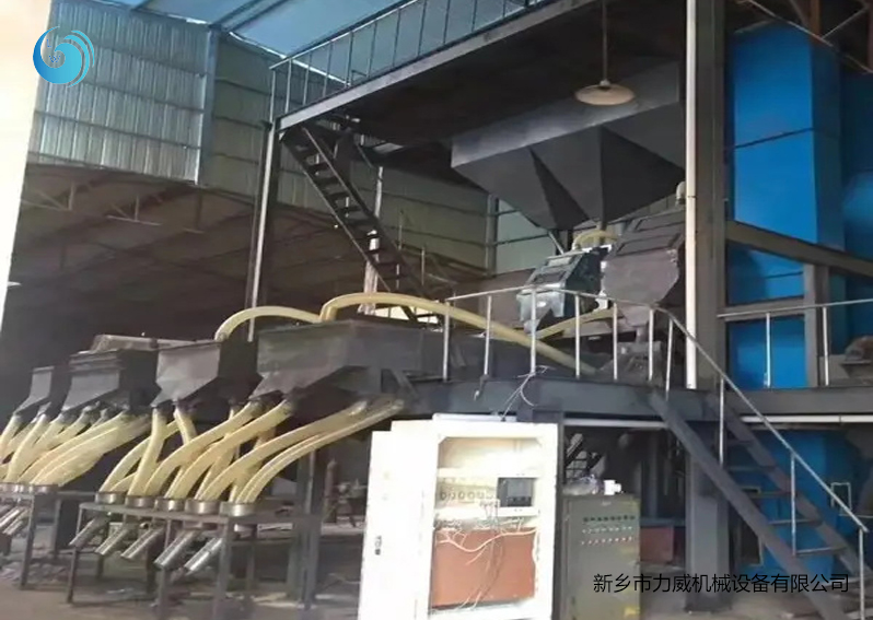 珍珠巖篩選直線振動篩使用現場