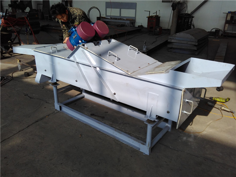 振動篩運行過程中物料出料慢?